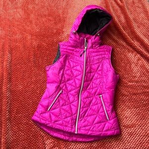 Ladies TekGear puffer vest with detachable hood. S
